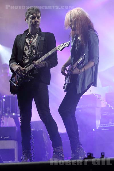 THE KILLS - 2012-06-22 - PARIS - Hippodrome de Longchamp - Alison Nicole Mosshart - James William Hince